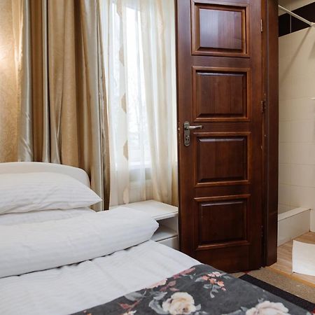 Na Horyzonti Hotel Truskavets Ngoại thất bức ảnh