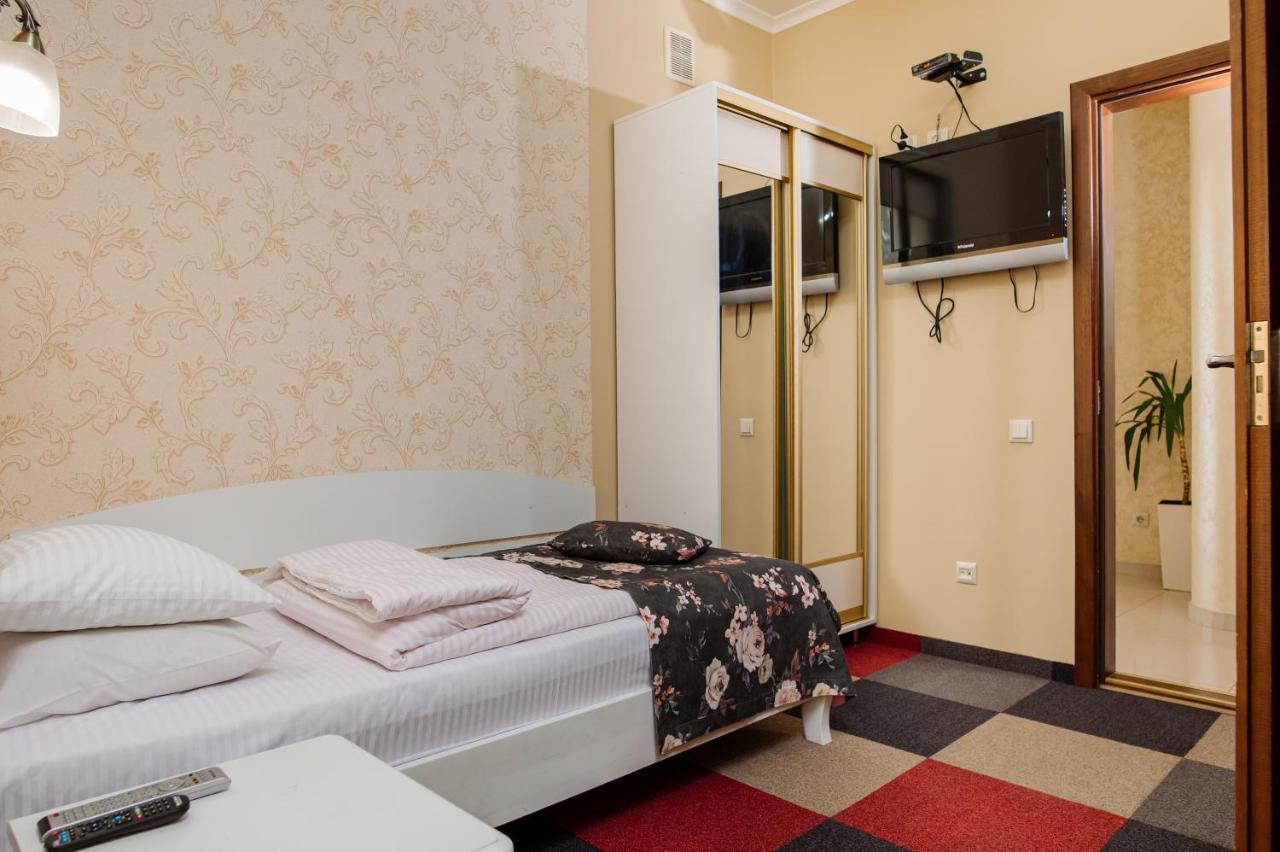 Na Horyzonti Hotel Truskavets Ngoại thất bức ảnh
