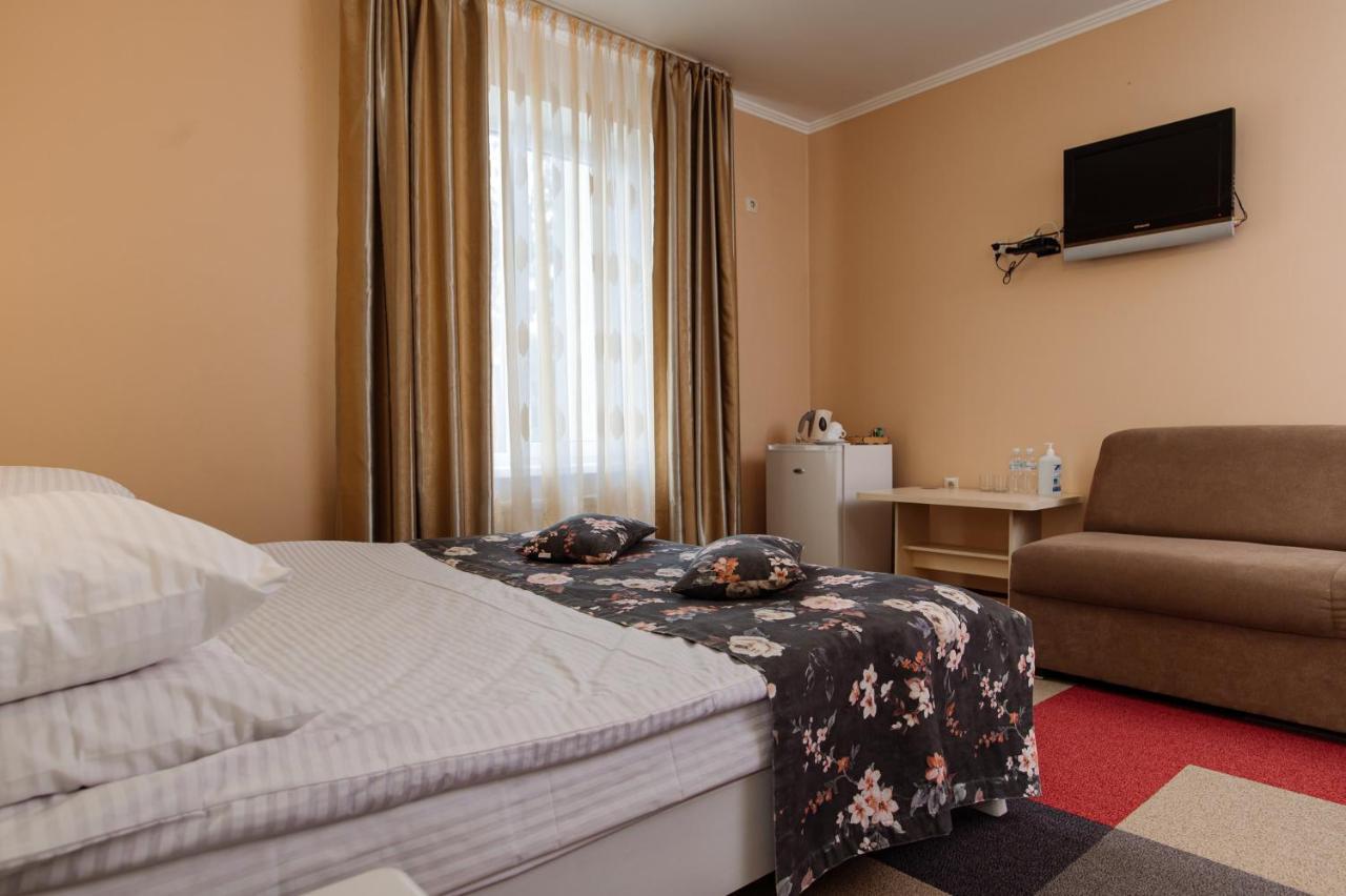 Na Horyzonti Hotel Truskavets Ngoại thất bức ảnh