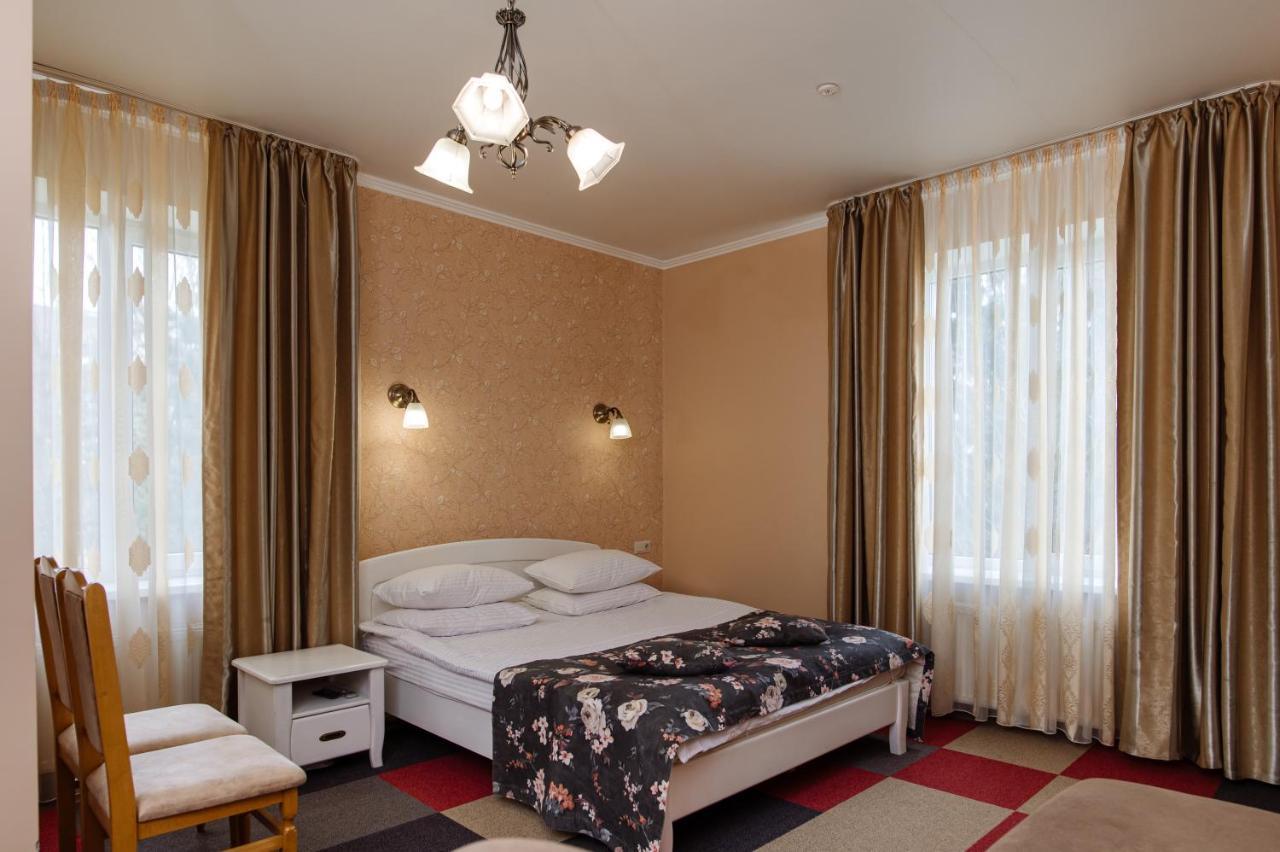 Na Horyzonti Hotel Truskavets Ngoại thất bức ảnh